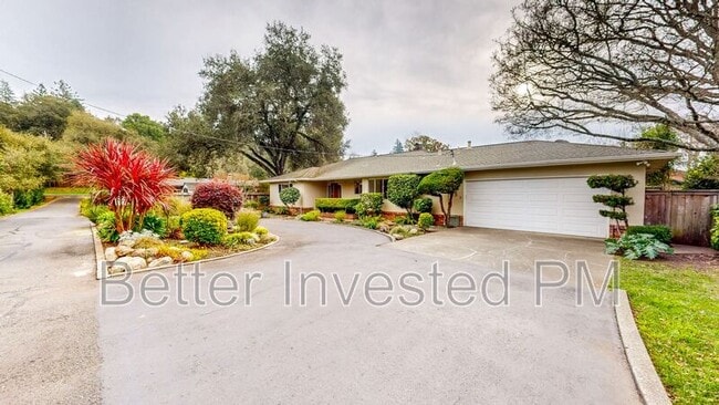 property at 4729 Montgomery Dr