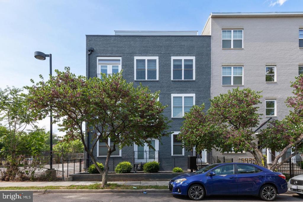 1508 F St NE in Washington, DC - Building Photo