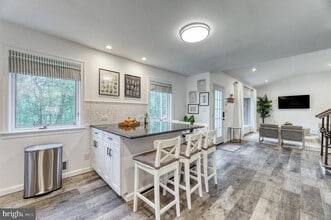 191 Lakeshore Dr in Oakland, NJ - Building Photo - Building Photo