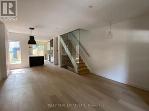 78 Kingsmount Park Rd in Toronto, ON - Building Photo - Building Photo