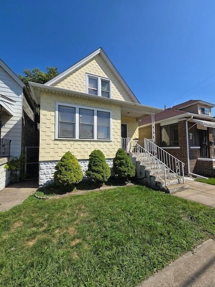 3741 Parrish Ave, Unit 6 in East Chicago, IN - Building Photo - Building Photo