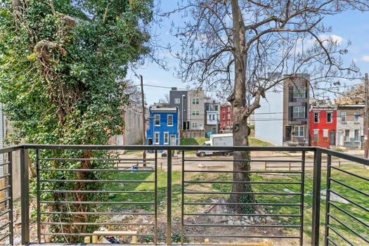 2112 N 8th St, Unit 1 in Philadelphia, PA - Building Photo - Building Photo