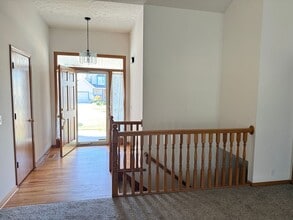 2110 John St in Papillion, NE - Building Photo - Building Photo