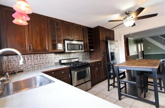 38 Harvey St in Philadelphia, PA - Foto de edificio - Building Photo