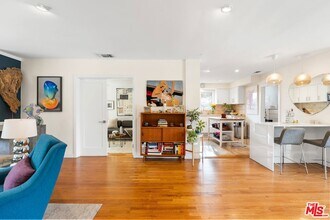 2316 Laurelmont Pl in Los Angeles, CA - Building Photo - Building Photo