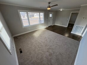 397 Franklin Rd in Lebanon, TN - Foto de edificio - Building Photo