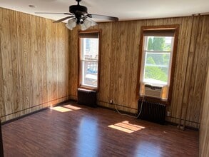 1451 52nd St, Unit 1 in North Bergen, NJ - Foto de edificio - Building Photo