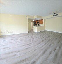 5051 Wiles Rd in Coconut Creek, FL - Building Photo - Building Photo