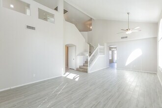 13042 W Monterey Way in Avondale, AZ - Building Photo - Building Photo