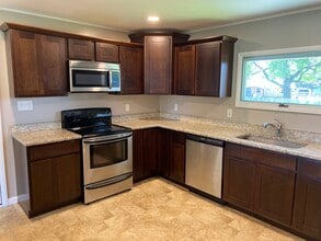 4 1st St in Yorkville, NY - Building Photo - Building Photo