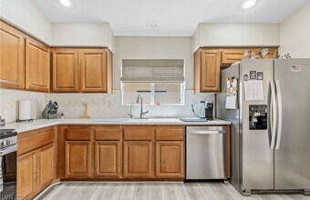 2792 China Cove St in Laughlin, NV - Building Photo - Building Photo