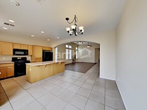 3928 Yang Ct in Las Vegas, NV - Building Photo - Building Photo
