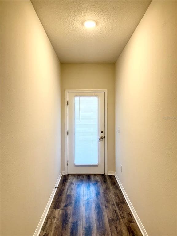 5750 Desert Rose Pl in Tampa, FL - Building Photo - Building Photo