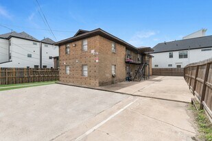 2806 Delano St in Houston, TX - Building Photo
