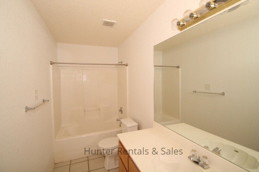 4301 Thunder Creek Dr in Killeen, TX - Building Photo
