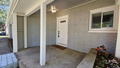 715 W Jefferson St in Kouts, IN - Building Photo - Building Photo