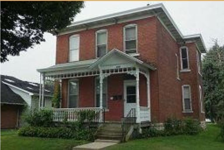 1009 S Central Ave, Unit 1 in Burlington, IA - Foto de edificio