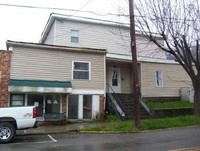 327 Ferry St in Russell, KY - Building Photo - Building Photo