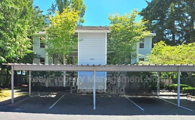 7017 210th St SW in Lynnwood, WA - Building Photo - Building Photo