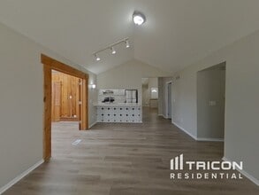 2836 Garden Dr in Lisle, IL - Building Photo - Building Photo