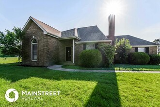 300 Wava Dr in Mount Washington, KY - Building Photo - Building Photo