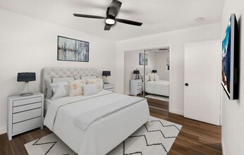 399 Erbes Rd. in Thousand Oaks, CA - Building Photo - Interior Photo