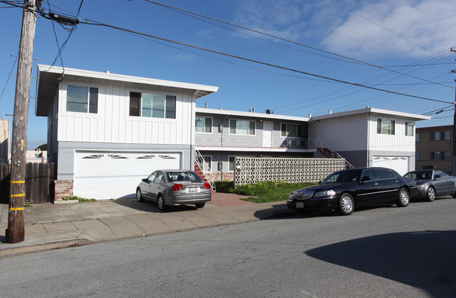 200 Linden Ave in San Bruno, CA - Building Photo - Building Photo