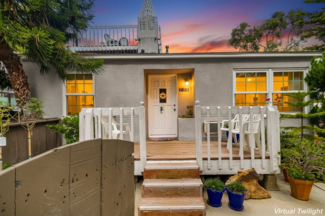 732 Kennebeck Ct in San Diego, CA - Building Photo
