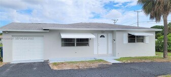 707 Greenbriar Dr in West Palm Beach, FL - Building Photo