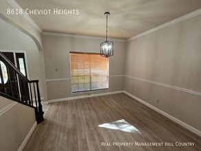 8618 Cheviot Heights in San Antonio, TX - Building Photo - Building Photo