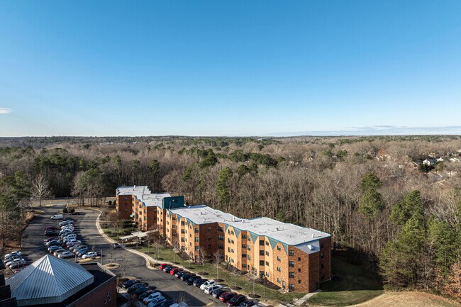 Maple Woods in Richmond, VA - Building Photo - Building Photo