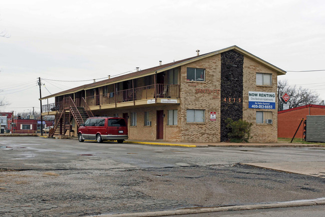 Santa Fe Apartments in Oklahoma City, OK - Building Photo - Building Photo