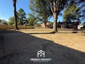 4627 Chelwood Dr in Memphis, TN - Building Photo - Building Photo