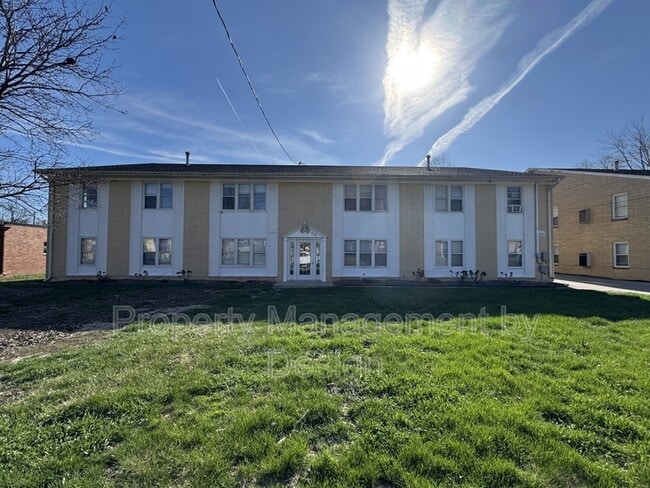 property at 1039 5th St