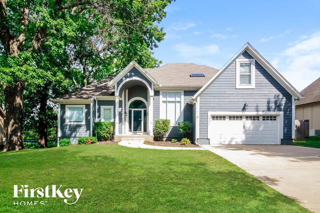 property at 15211 Maple St