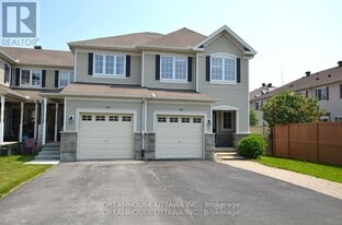 158 Patriot Pl in Ottawa, ON - Building Photo