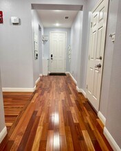 9224 Longhorn Falls Ct in Las Vegas, NV - Building Photo - Building Photo