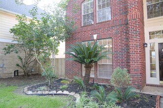 4107 Amber Trace Ct in Sugar Land, TX - Building Photo - Building Photo