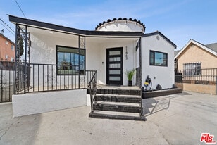 11863 Avalon Blvd in Los Angeles, CA - Building Photo