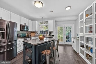 21103 Footstep Terrace in Ashburn, VA - Building Photo - Building Photo