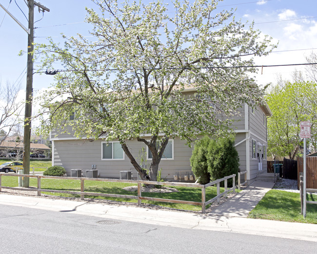 5391-5395 S Delaware St in Littleton, CO - Building Photo - Building Photo