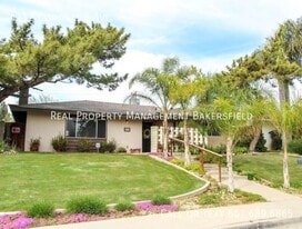 4112 Coronado Ave in Bakersfield, CA - Building Photo