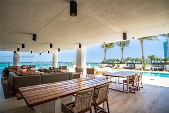2900 NE 7th Ave, Unit # 4104 in Miami, FL - Building Photo - Building Photo