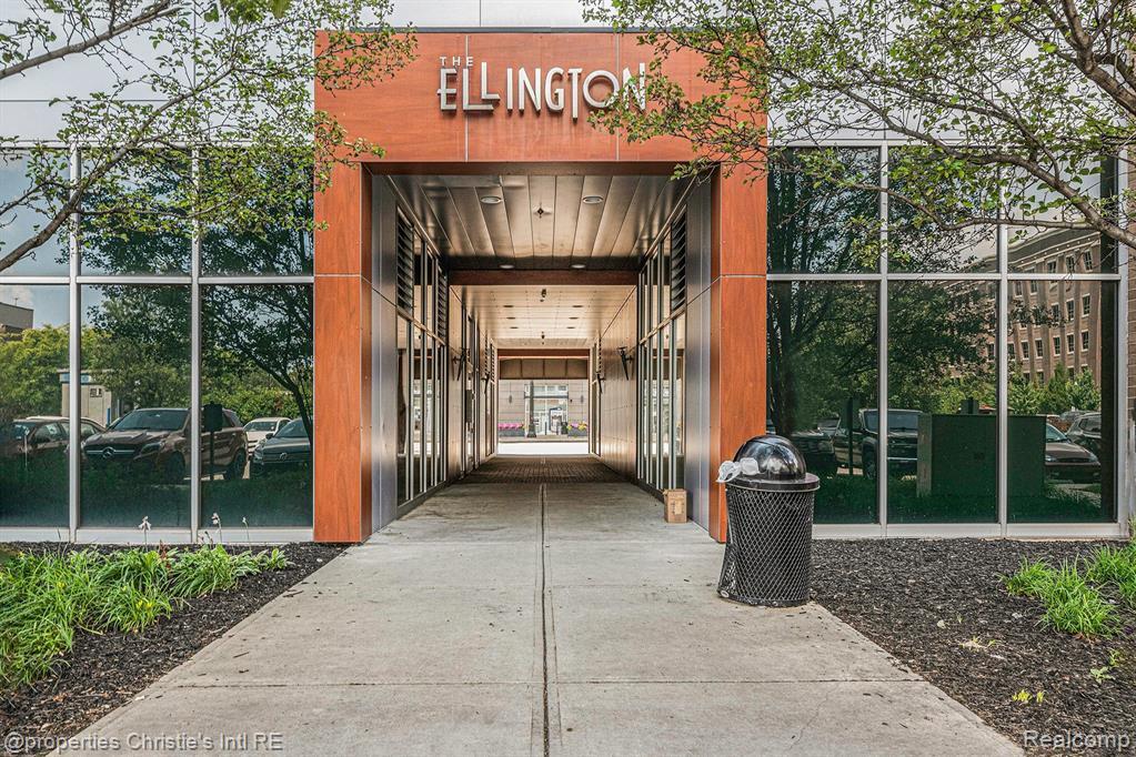 3670 Woodward Ave-Unit -412 in Detroit, MI - Building Photo