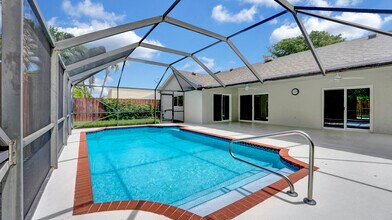 20977 Country Creek Dr in Boca Raton, FL - Building Photo - Building Photo