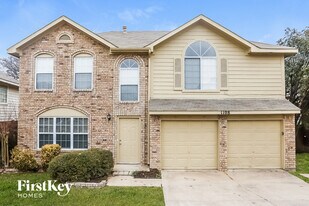 1108 Patrick Ct in Cedar Hill, TX - Building Photo