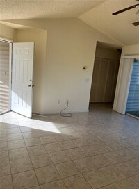 4 Wheaton Ln in Palm Coast, FL - Building Photo - Building Photo