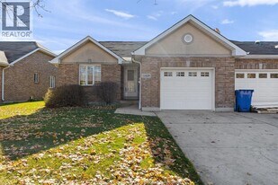 11429 Arvilla St in Windsor, ON - Building Photo