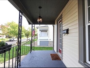 517 Sheldon Ave in Columbus, OH - Foto de edificio - Building Photo