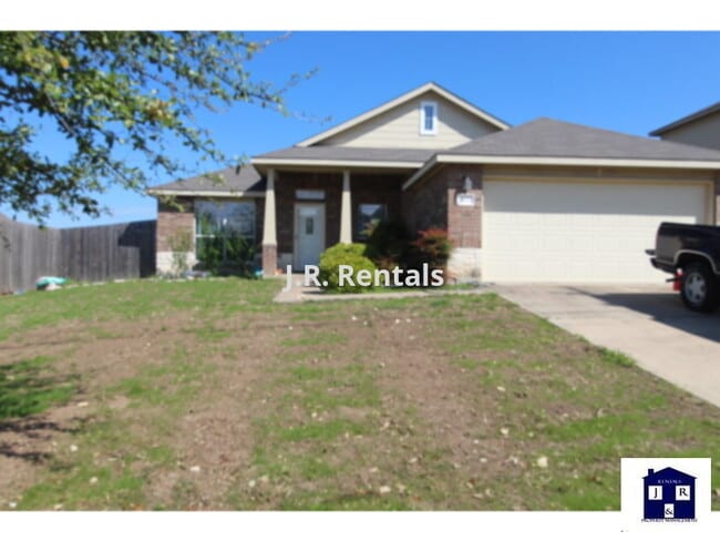 property at 207 Crowfoot Dr